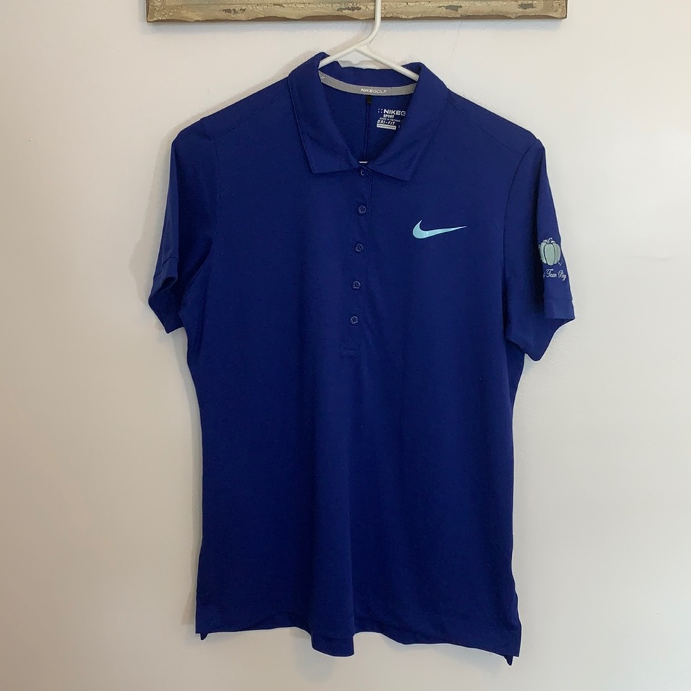 Woman’s Nike golf shirt